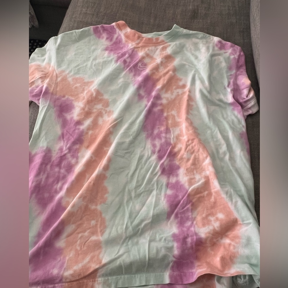 Nike Tie-Dye Tee in Pink and Green medium